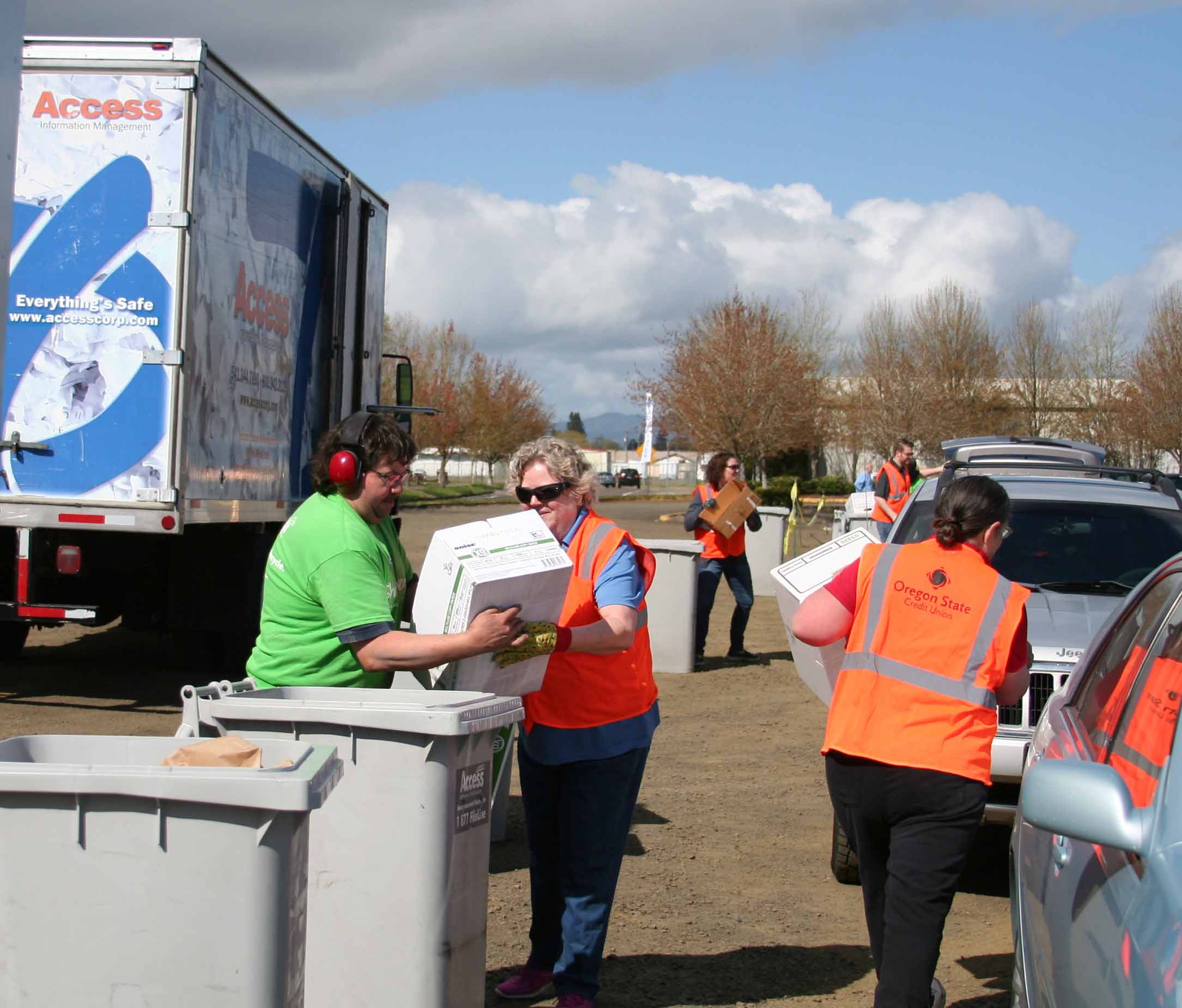 Shred day volunteers - Oregon State Credit Union